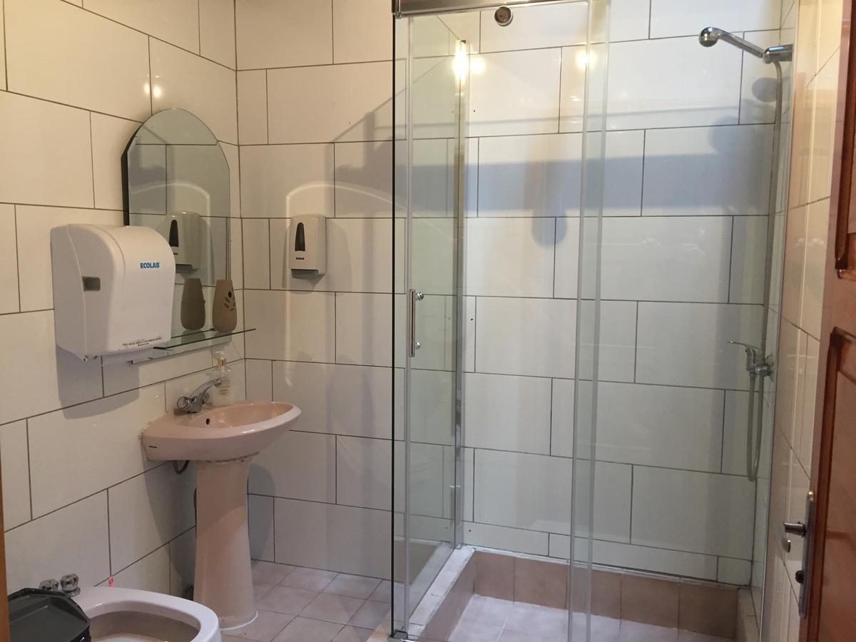 Hostal Balmaceda 푼타아레나스 외부 사진